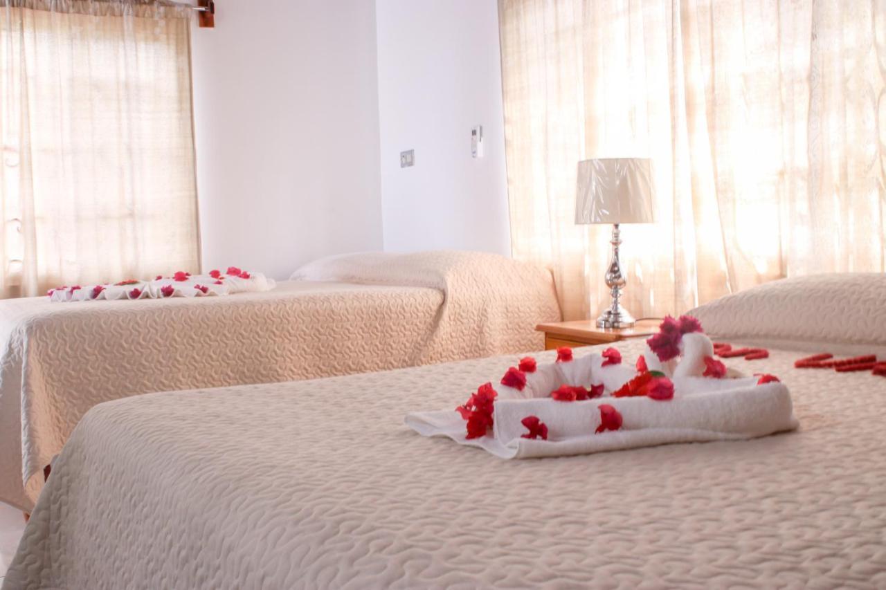 Van Villa Guesthouse Negril Eksteriør bilde